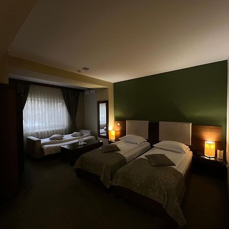 Hotel Royale Галац Екстер'єр фото